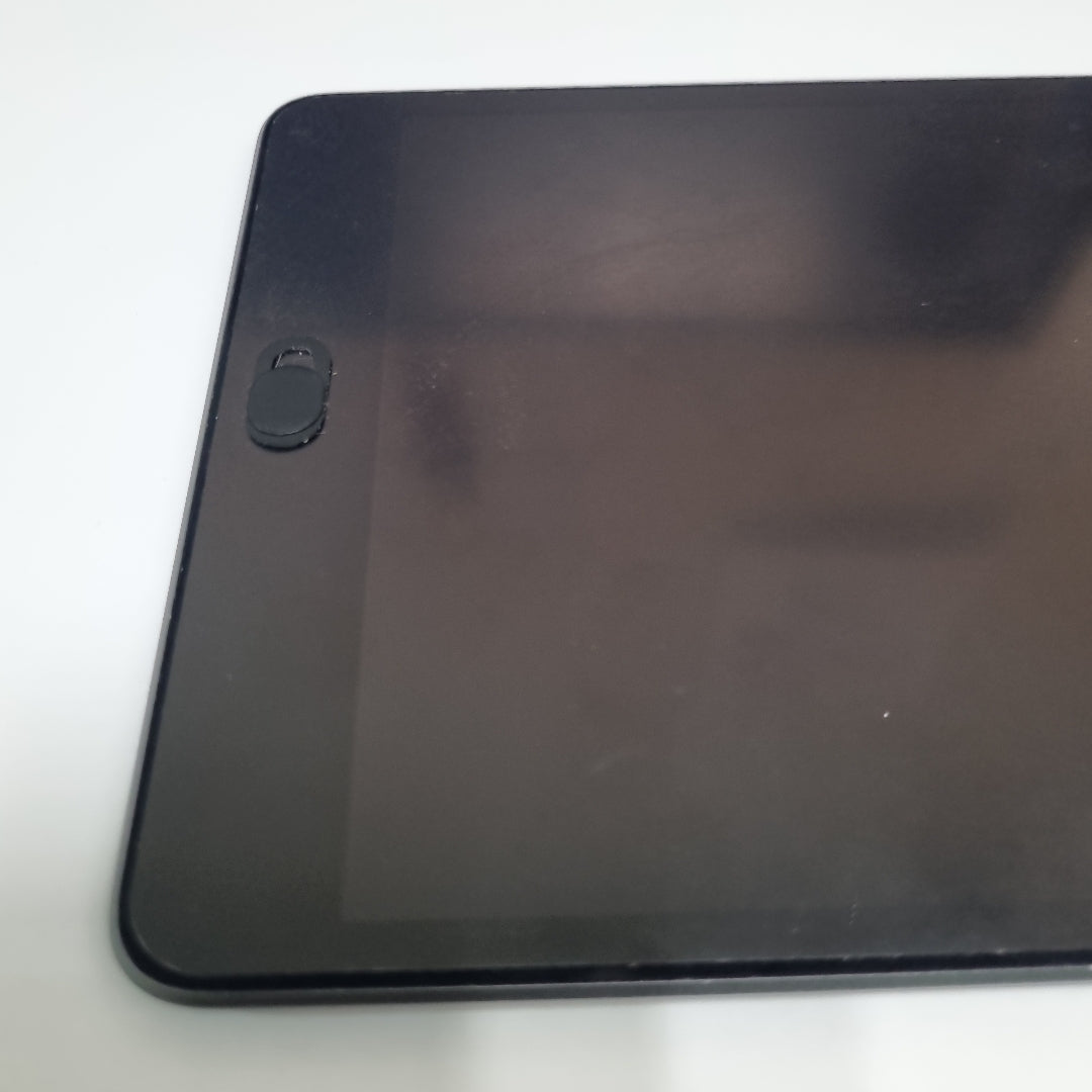 TABLETA APPLE IPAD MINI 5 A2133 (SEMINUEVO)
