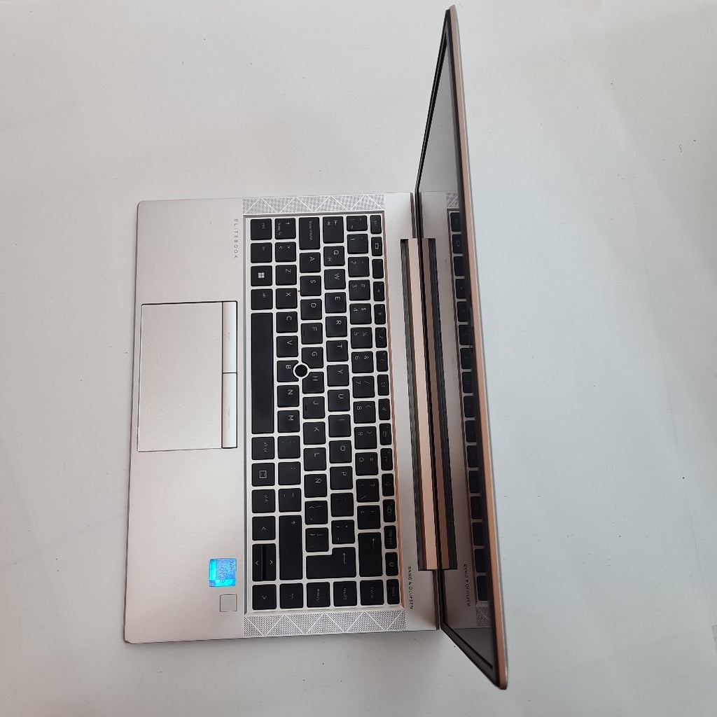 LAPTOP HP ELITEBOOK 840 G8 (2022) (SEMINUEVO)