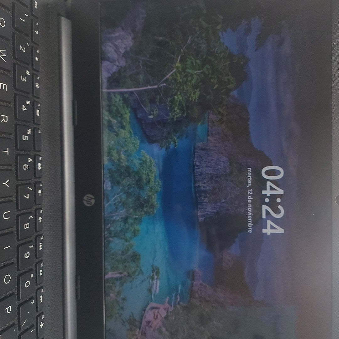 LAPTOP HP 14-DQ0501LA (2022) (SEMINUEVO)