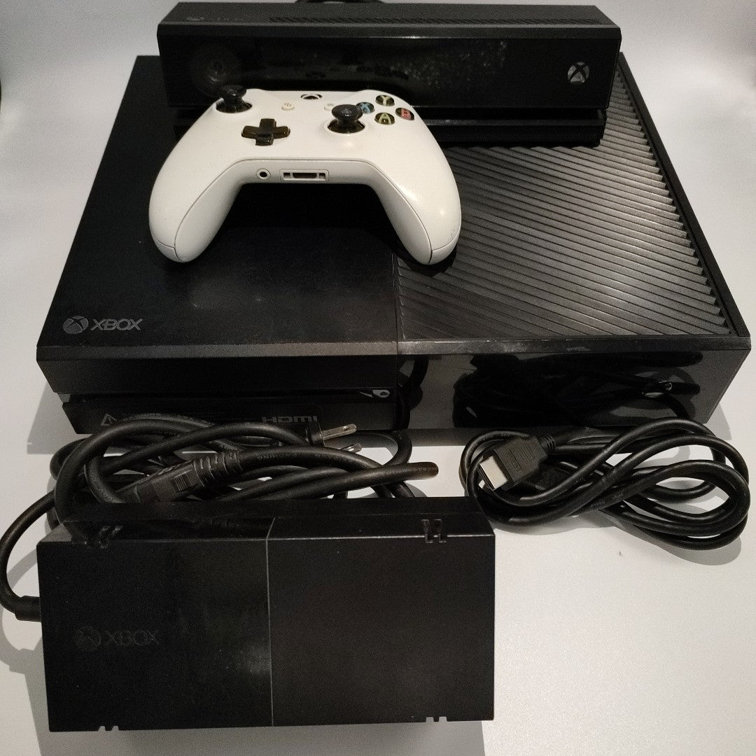 CONSOLA DE VIDEOJUEGO MICROSOFT XBOX ONE + KINECT 500 GB 