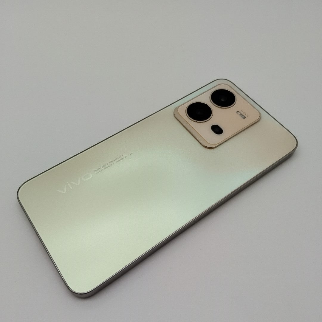 CELULAR VIVO V25 V2202 128 GB 8 GB RAM (SEMINUEVO)