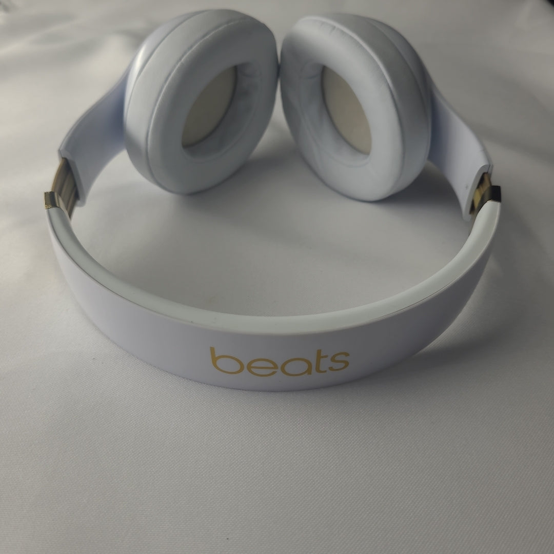 AUDIFONOS BEATS STUDIO 3 INALAMBRICO ON EAR (SEMINUEVO)