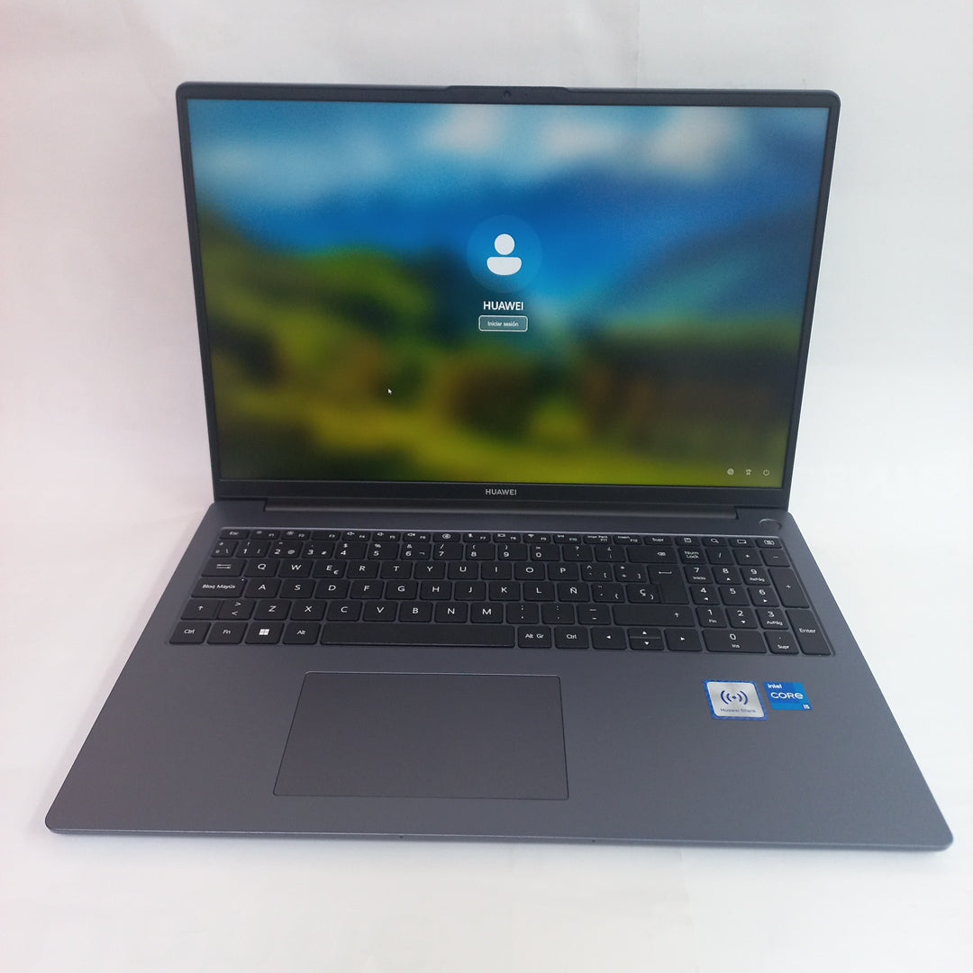 LAPTOP HUAWEI MATEBOOK D16 MCLG-X (2024) 1 TB SSD 16 GB RAM (SEMINUEVO)