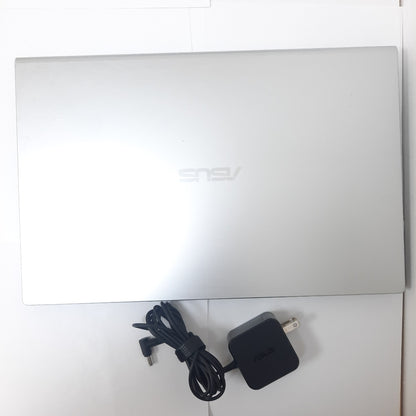 LAPTOP ASUS X515JA-BR77T (2021) 1 TB + 256 GB SSD 12 GB RAM (SEMINUEVO)