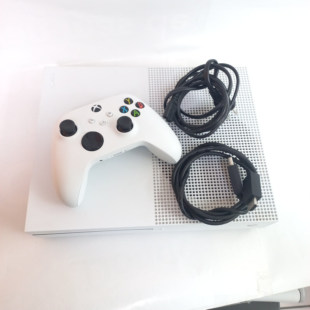 CONSOLA DE VIDEOJUEGO MICROSOFT XBOX ONE S 1 TB (SEMINUEVO)