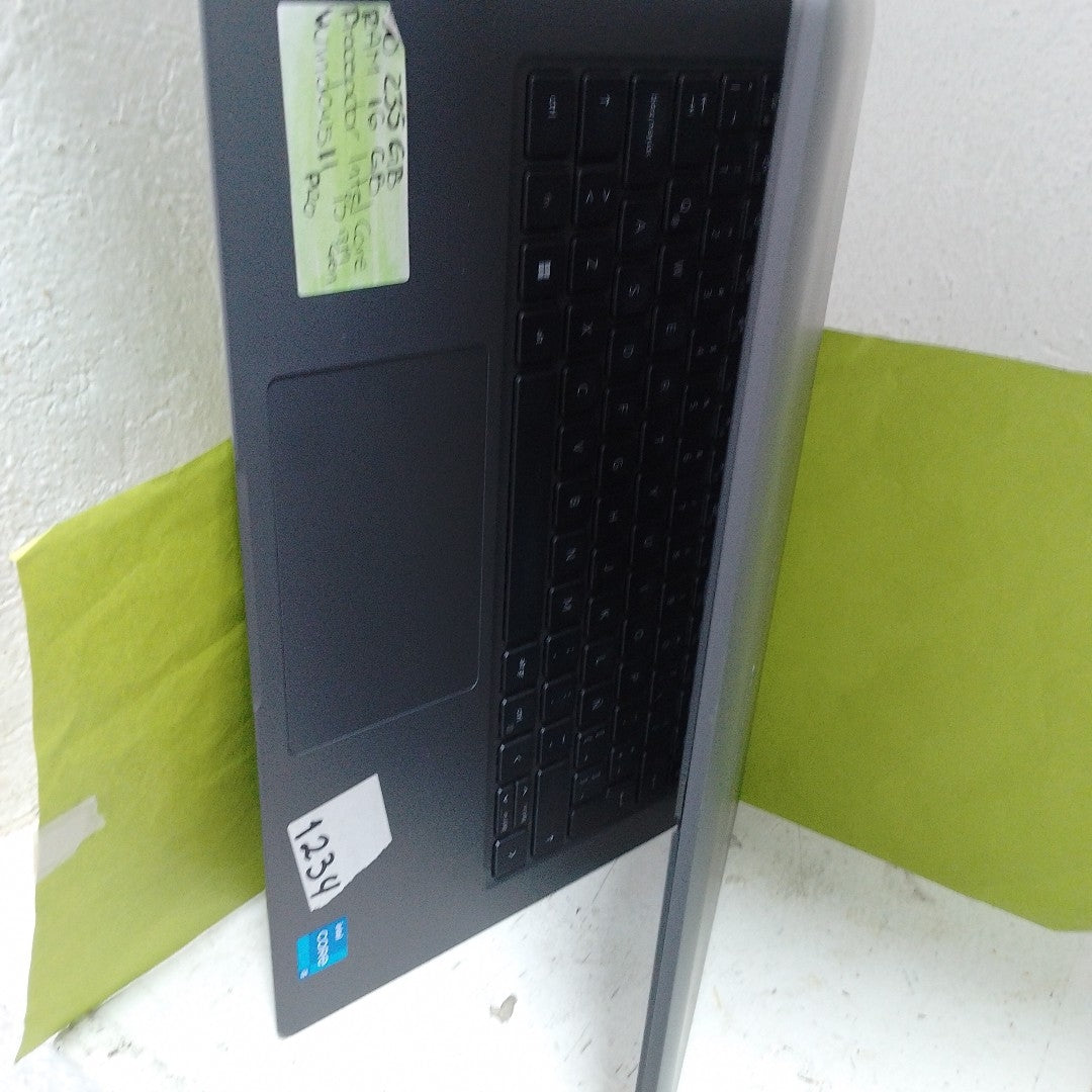 LAPTOP DELL LATITUDE 3440 [2023] 512 GB SSD 16 GB RAM (SEMINUEVO)