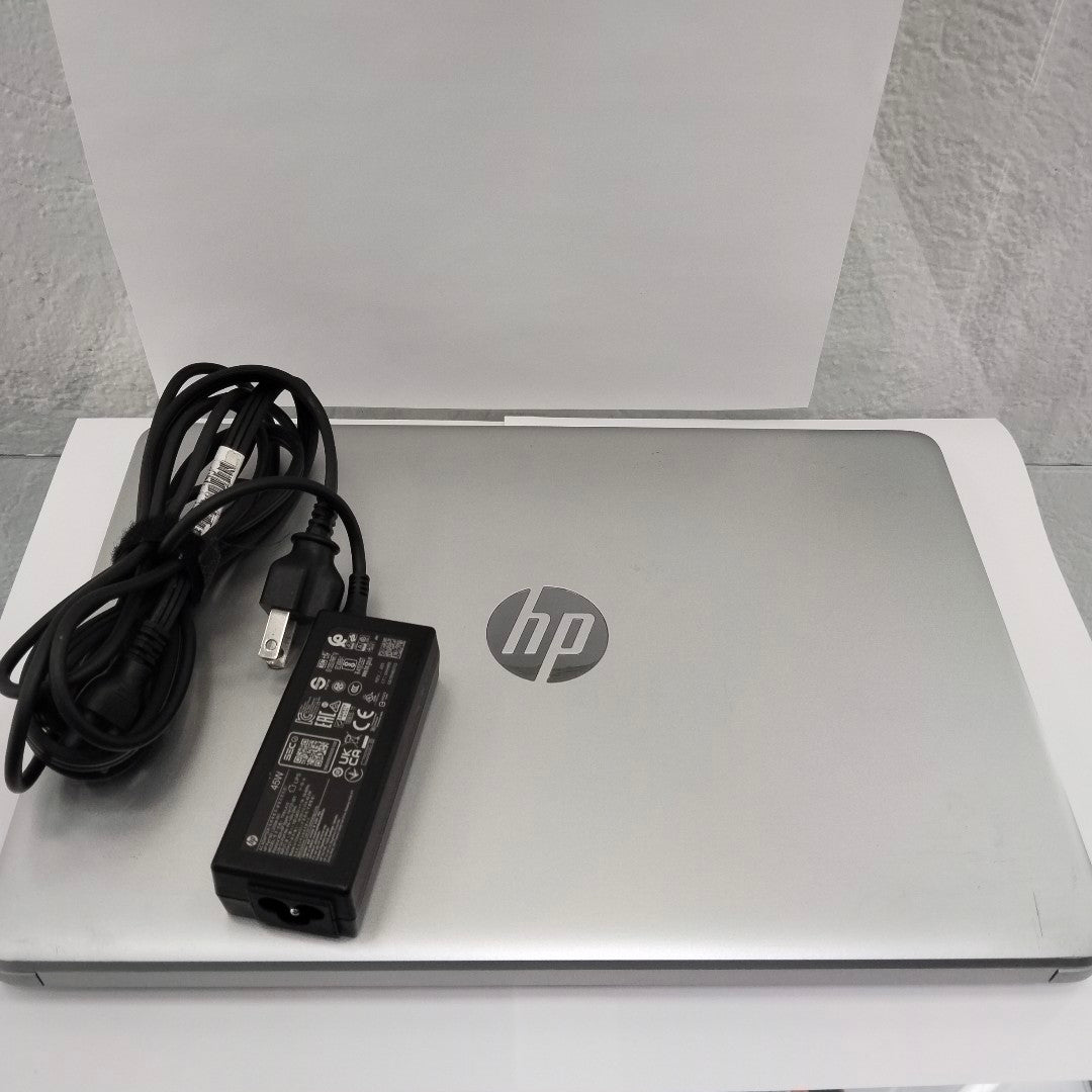 LAPTOP HP 14-DK1508LA (2022) 256 GB SSD 8 GB RAM (SEMINUEVO)