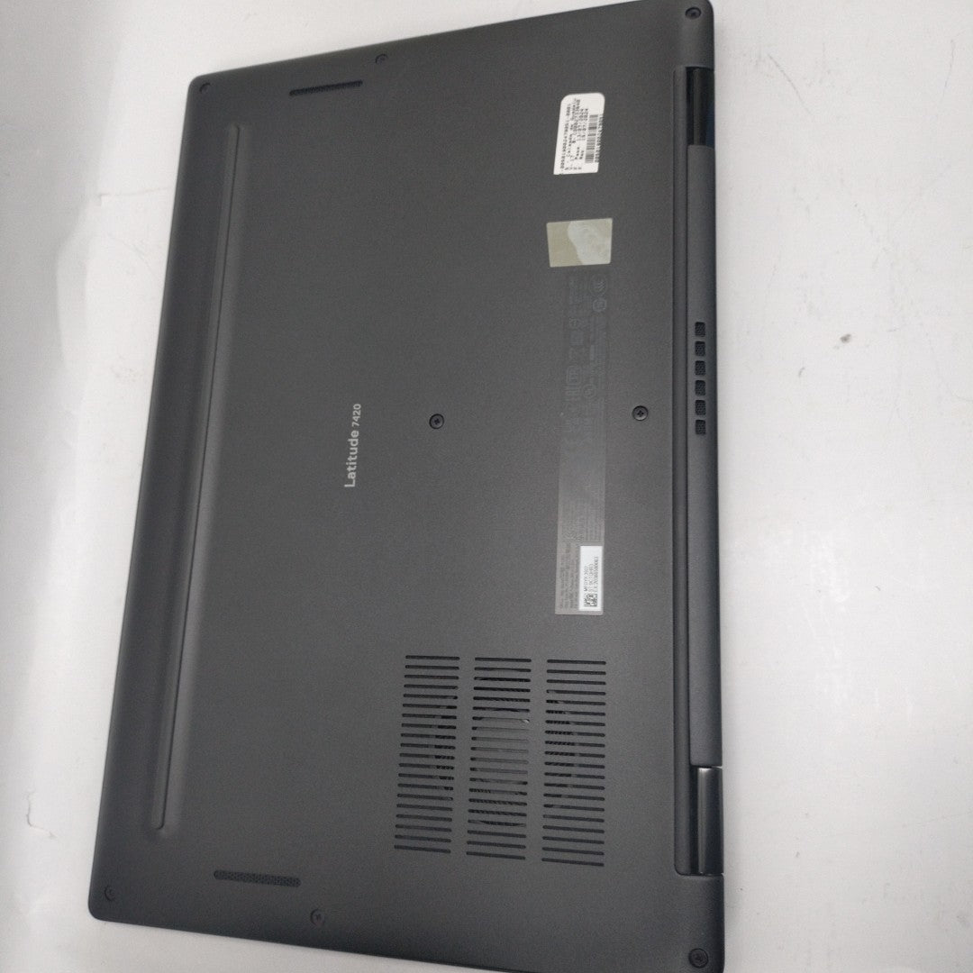 LAPTOP DELL LATITUDE 7420 (2022) 256 GB SSD 16 GB RAM (SEMINUEVO)