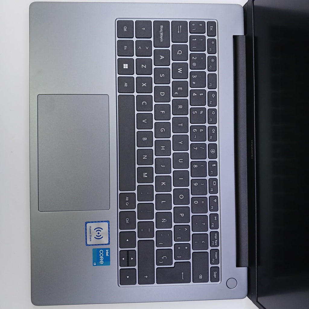 LAPTOP HUAWEI MATEBOOK D14 MDF-X (2024) 256 GB 8 GB RAM (SEMINUEVO)