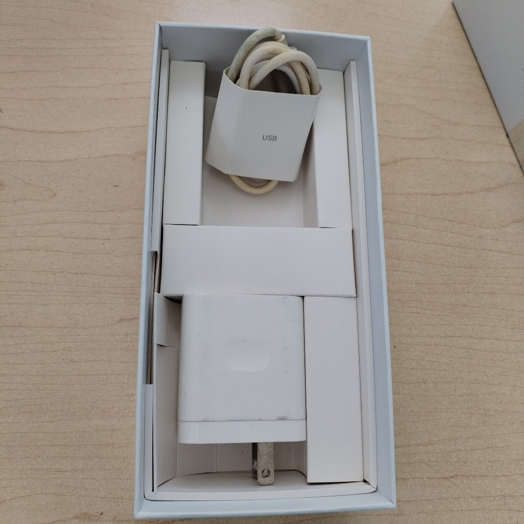 CELULAR XIAOMI MI 11 LITE 5G NE 2109119DG 128 GB 6 GB RAM (SEMINUEVO)