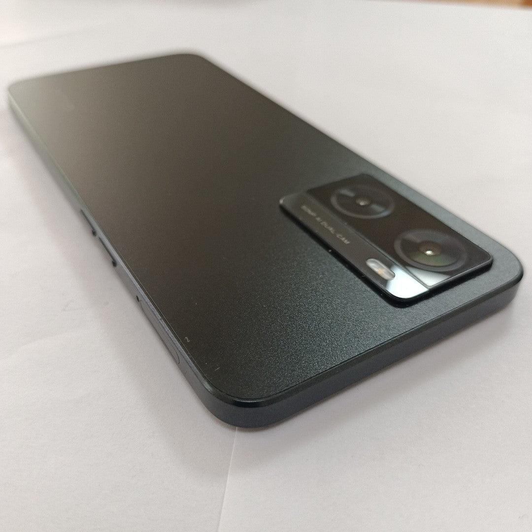 CELULAR OPPO  A77 CPH2385 128 GB 4 GB RAM (SEMINUEVO)