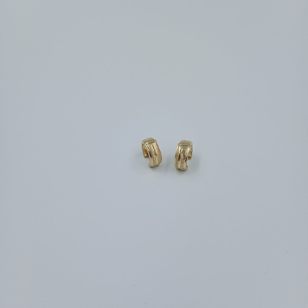 HUGGIES ORO 14K 1.4 (NUEVO)