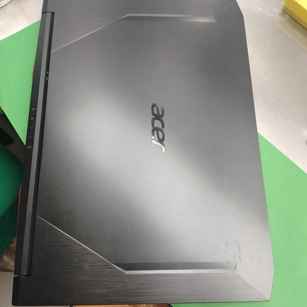 LAPTOP ACER NITRO 5 AN515-55-55VS (2021) 512 GB SSD 8 GB RAM (SEMINUEVO)