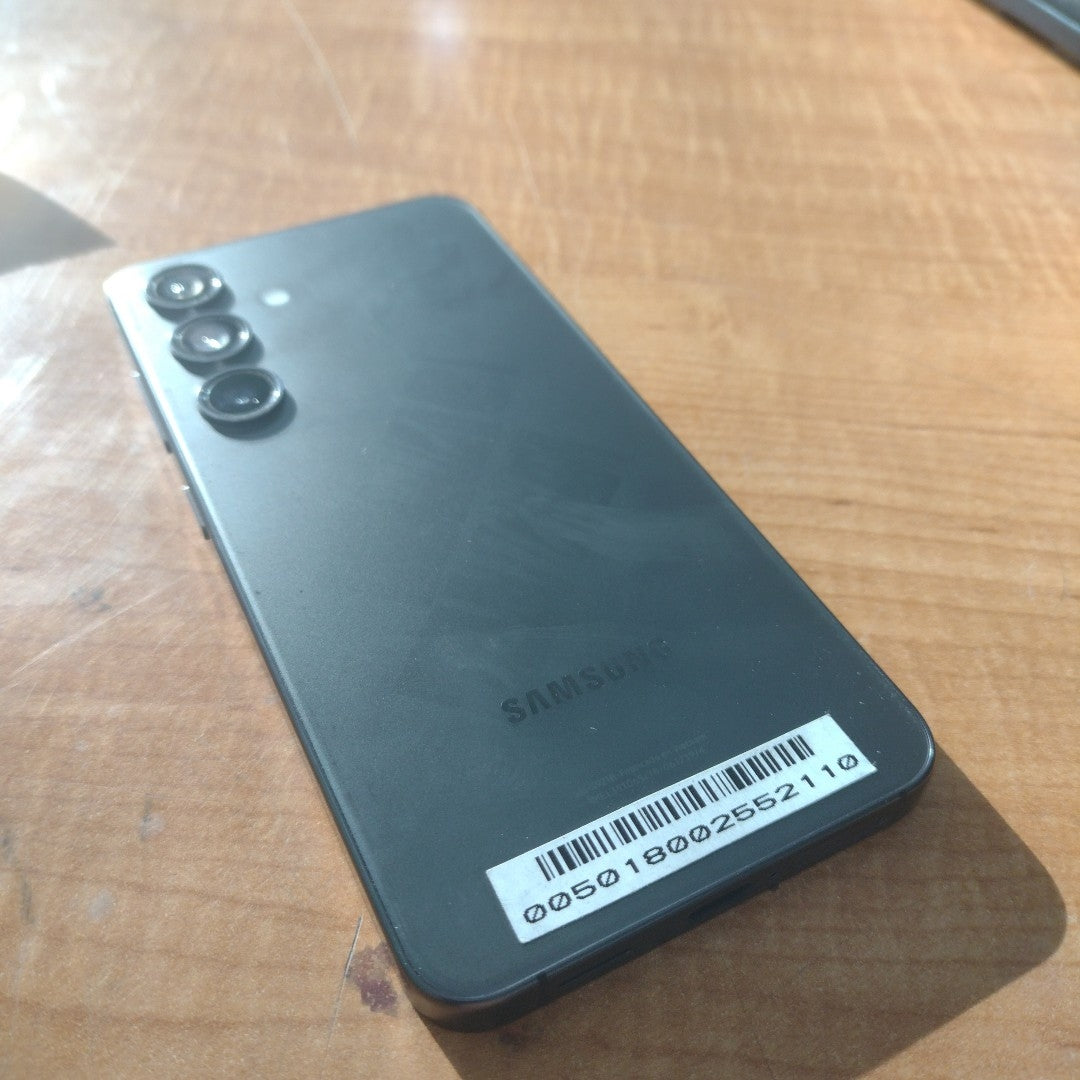 CELULAR SAMSUNG GALAXY S24 SM-S921B (2024) 256 GB 8 GB RAM (SEMINUEVO)