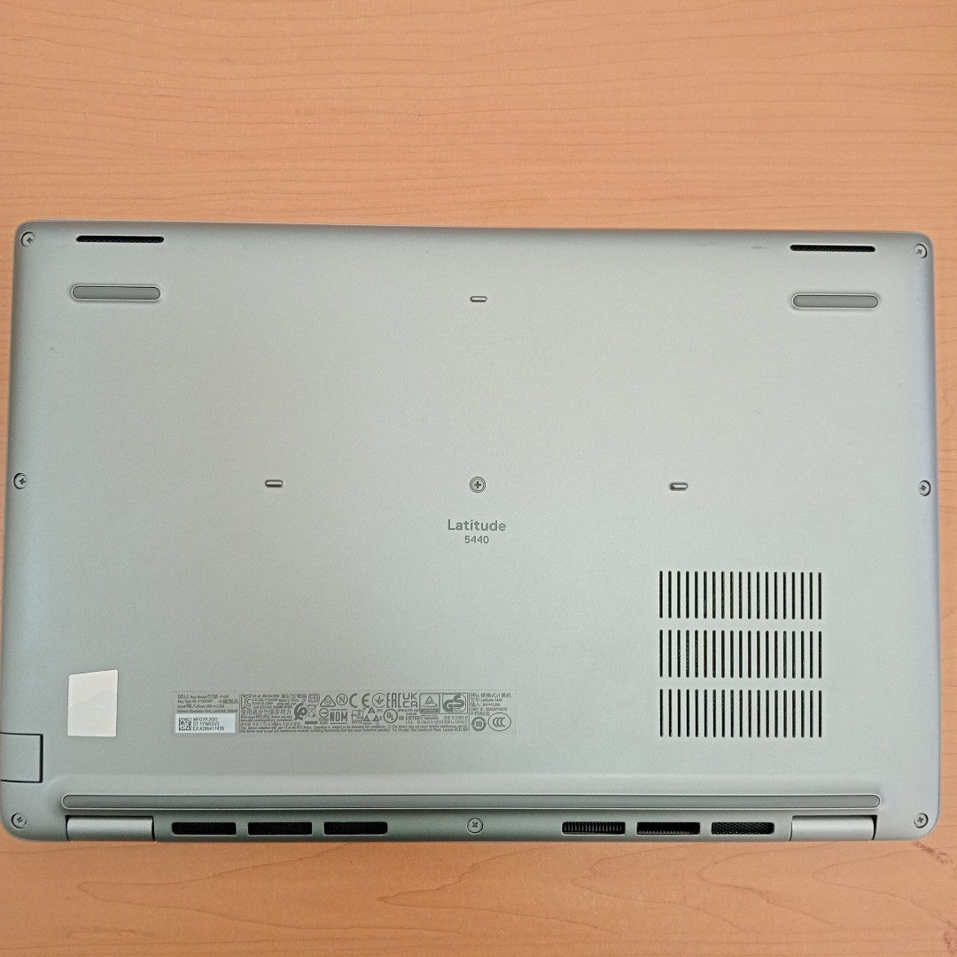 LAPTOP DELL LATITUDE 3440 [2023] 512 GB SSD 16 GB RAM (SEMINUEVO)