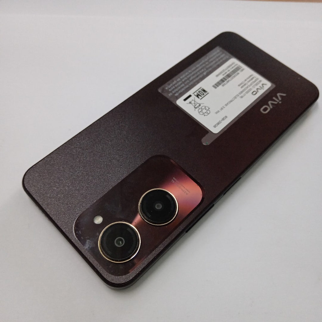 CELULAR VIVO Y18 V2333 256 GB 8 GB RAM (SEMINUEVO)