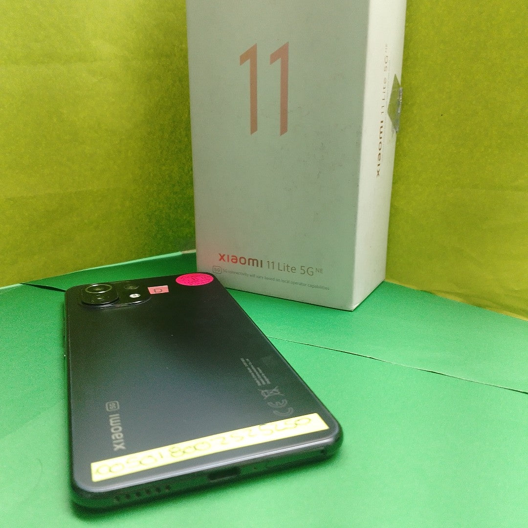 CELULAR XIAOMI MI 11 LITE 5G NE 2109119DG 128 GB 8 GB RAM (SEMINUEVO)
