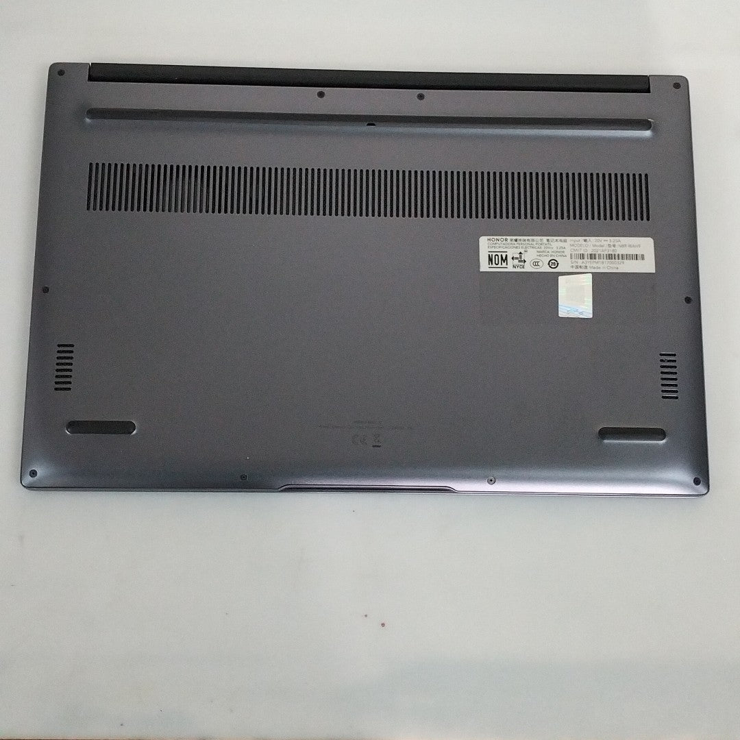 LAPTOP HONOR MAGICBOOK X14 NBR-WAH9 (2021) 512 GB SSD 8 GB RAM (SEMINUEVO)
