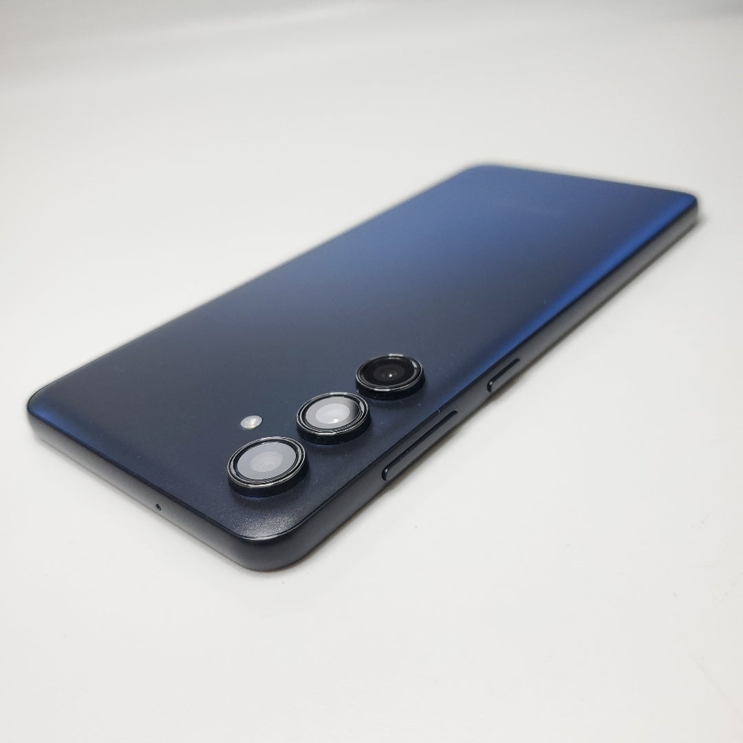 CELULAR SAMSUNG GALAXY M55 SM-M556B (2024) 128 GB 8 GB RAM (SEMINUEVO)