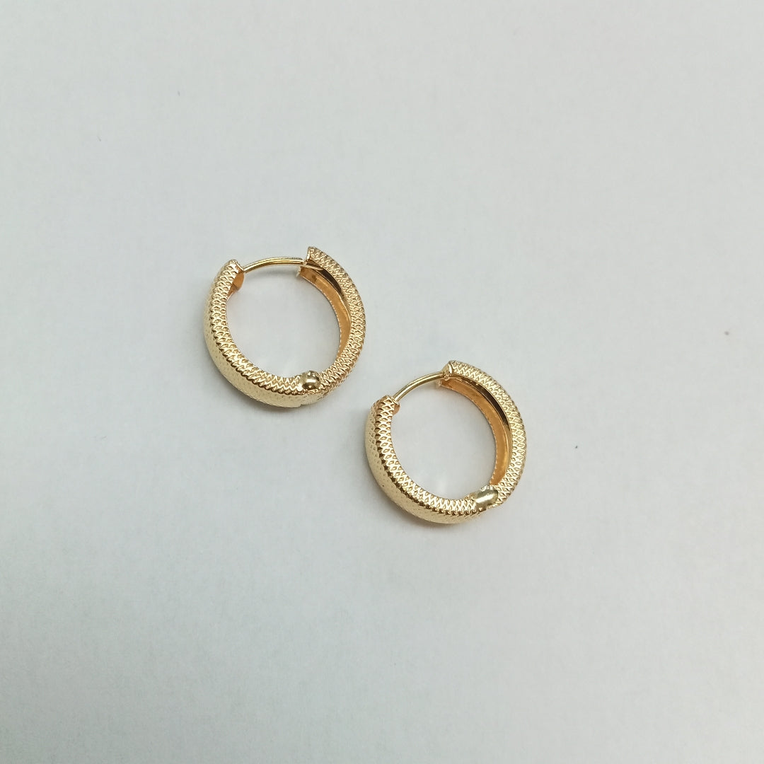 HUGGIES ORO 14K 1.8 (NUEVO)