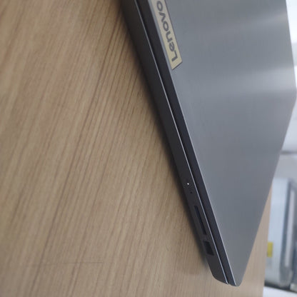 LAPTOP LENOVO IDEAPAD 3 14ITL6 (2022) 512 GB SSD 8 GB RAM (SEMINUEVO)