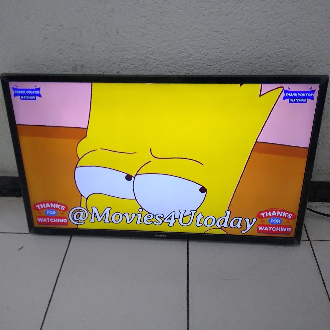 PANTALLA SAMSUNG UN32T4300AF (2020) 32" LED HD (SEMINUEVO)