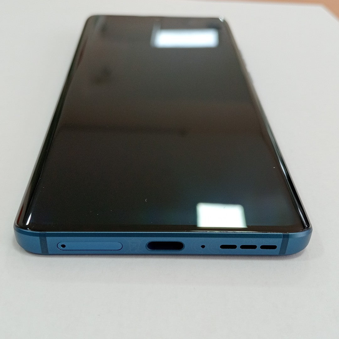 CELULAR MOTOROLA EDGE 40 XT2303-2 (2023) 256 GB 8 GB RAM (SEMINUEVO)