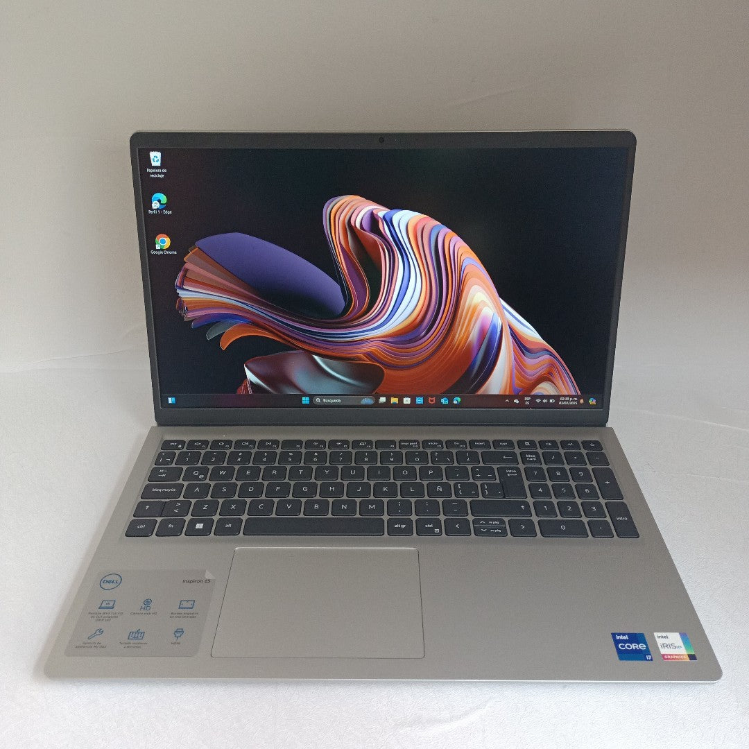 LAPTOP DELL INSPIRON 15 3520 (2023) 1 TB SSD 16 GB RAM (SEMINUEVO)