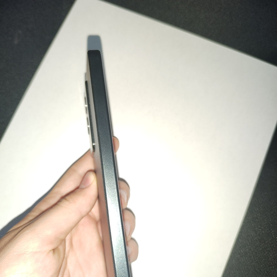 CELULAR VIVO V30 LITE V2314 (2023) 256 GB 12 GB RAM (SEMINUEVO)
