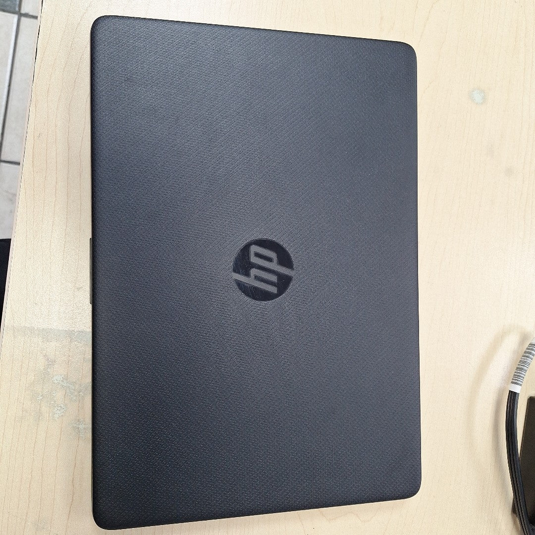 LAPTOP HP 14-DQ0509LA (2023) 128 GB SSD 4 GB RAM (SEMINUEVO)