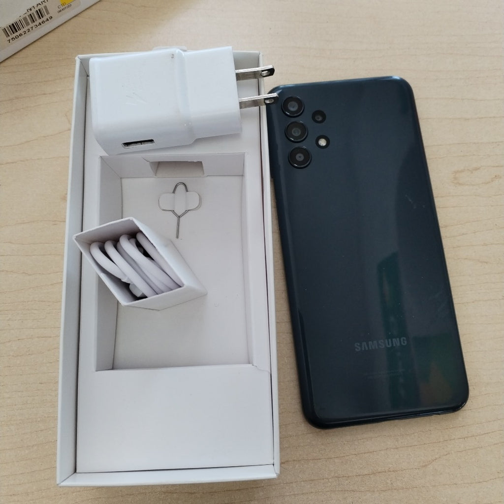 CELULAR SAMSUNG GALAXY A13 SM-A135M 64 GB 4 GB RAM (SEMINUEVO)
