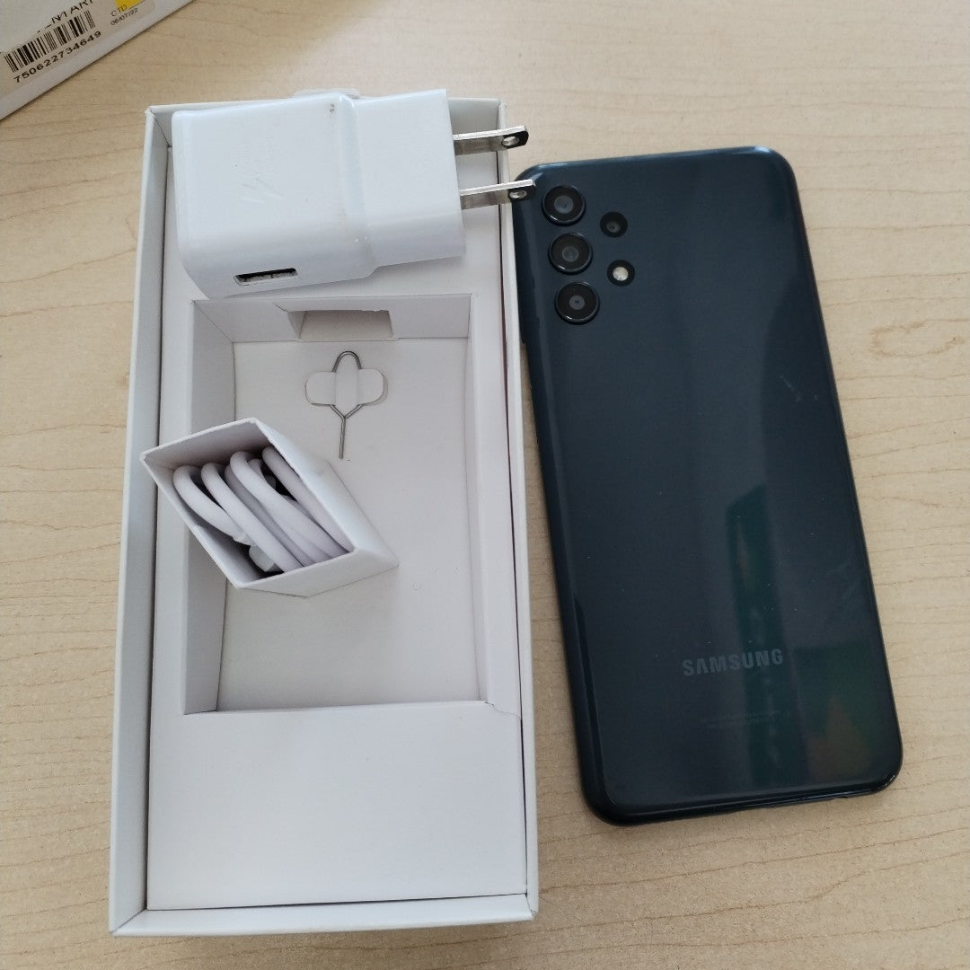 CELULAR SAMSUNG GALAXY A13 SM-A135M 64 GB 4 GB RAM (SEMINUEVO)