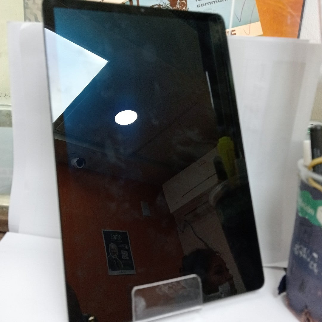 TABLETA SAMSUNG GALAXY TAB S5E 10" SM-T720 64 GB 4 GB RAM (SEMINUEVO)