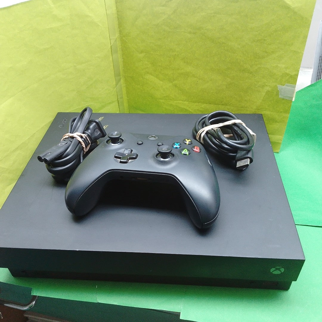 CONSOLA DE VIDEOJUEGO MICROSOFT XBOX ONE X 1 TB (SEMINUEVO)