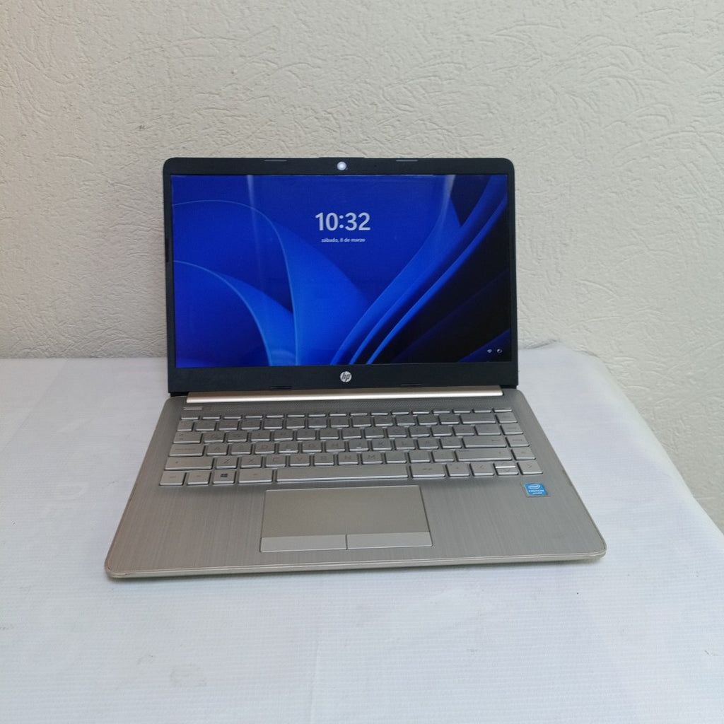 LAPTOP HP 14-CF2540LA (2022) 128 GB SSD 4 GB RAM (SEMINUEVO)