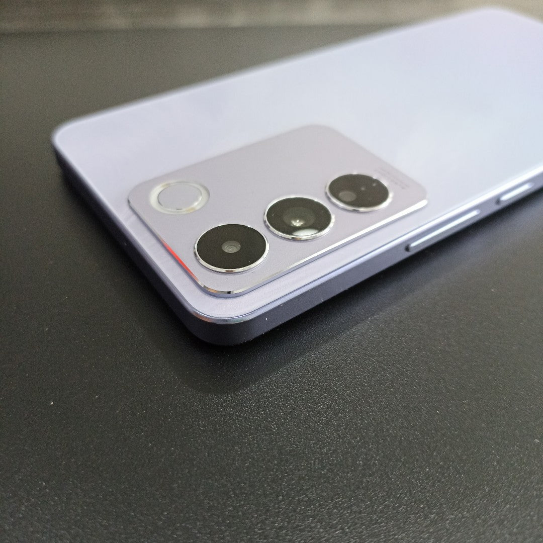 CELULAR VIVO V25E V2242 (2022) 256 GB 8 GB RAM (SEMINUEVO)