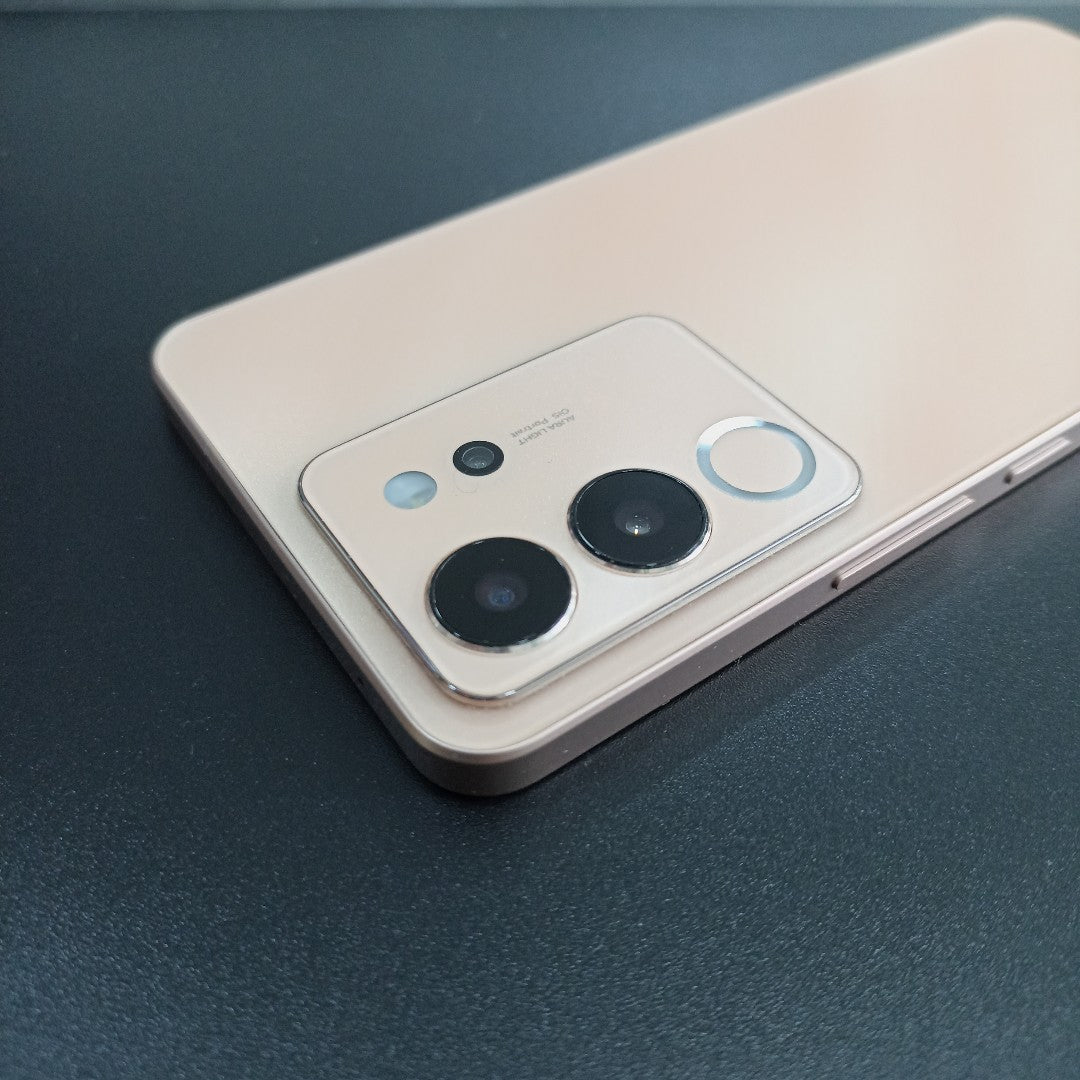 CELULAR VIVO V30 LITE V2314 (2023) 256 GB 12 GB RAM (SEMINUEVO)