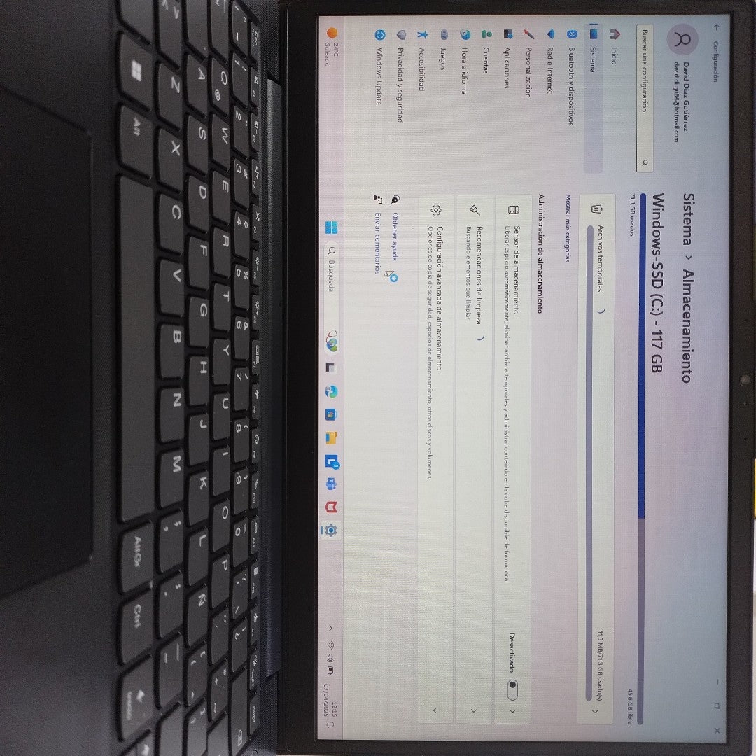 LAPTOP LENOVO V14 G2-ALC (2022) 256 GB SSD 8 GB RAM (SEMINUEVO)