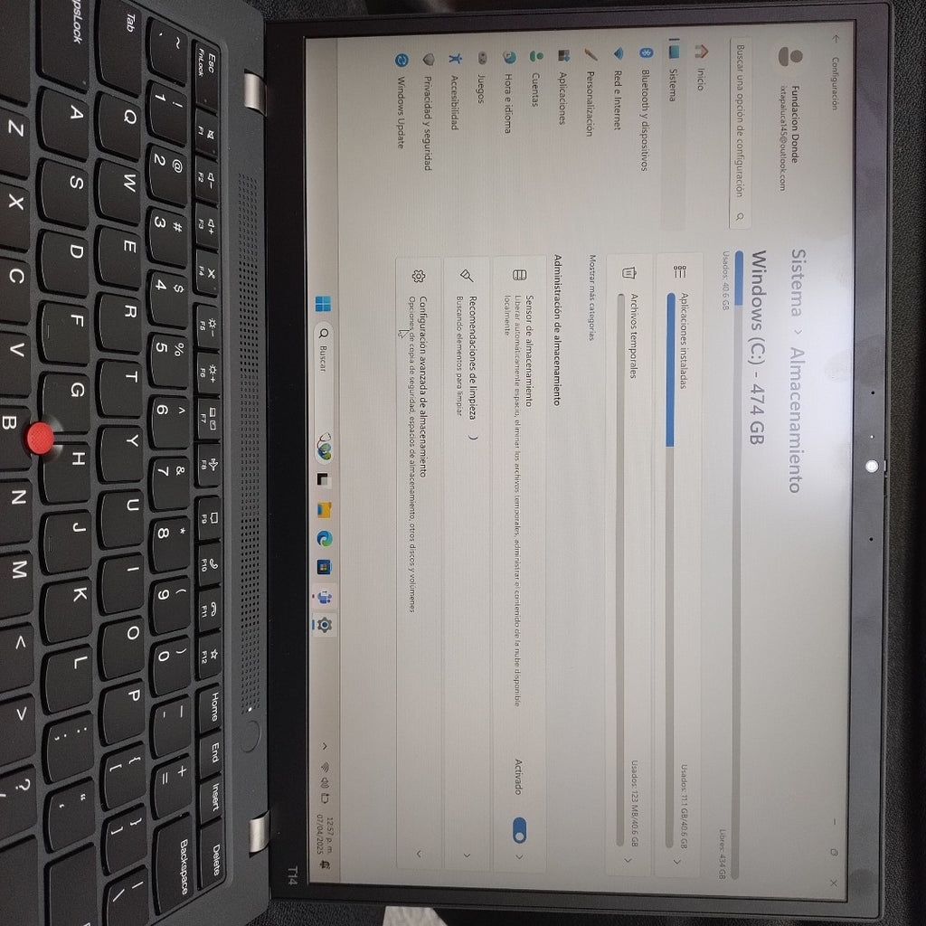 LAPTOP LENOVO THINKPAD T14 GEN 4 (2024) 512 GB SSD 16 GB RAM (SEMINUEVO)