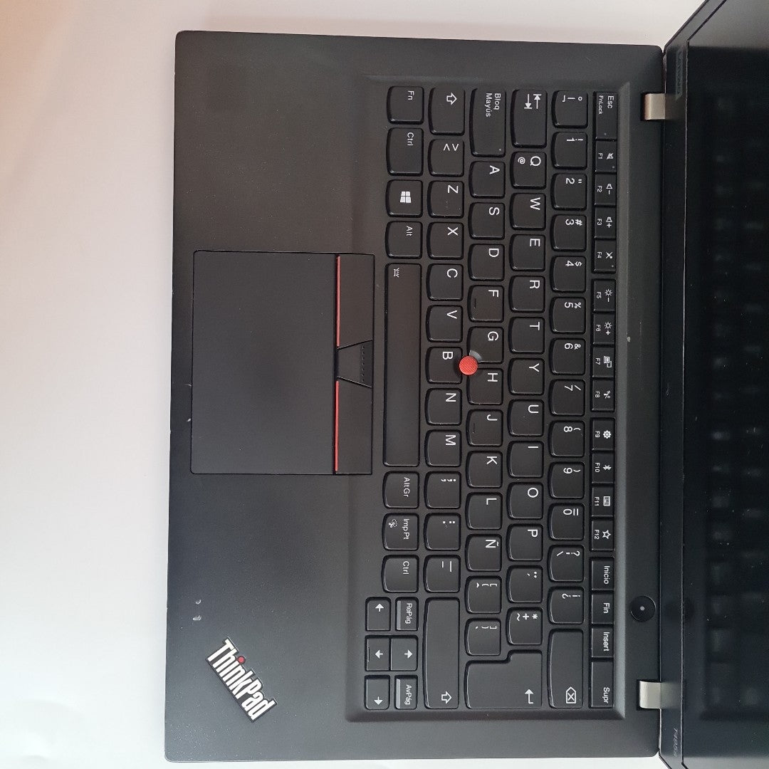 LAPTOP LENOVO THINKPAD T495S 256 GB SSD 16 GB RAM (SEMINUEVO)