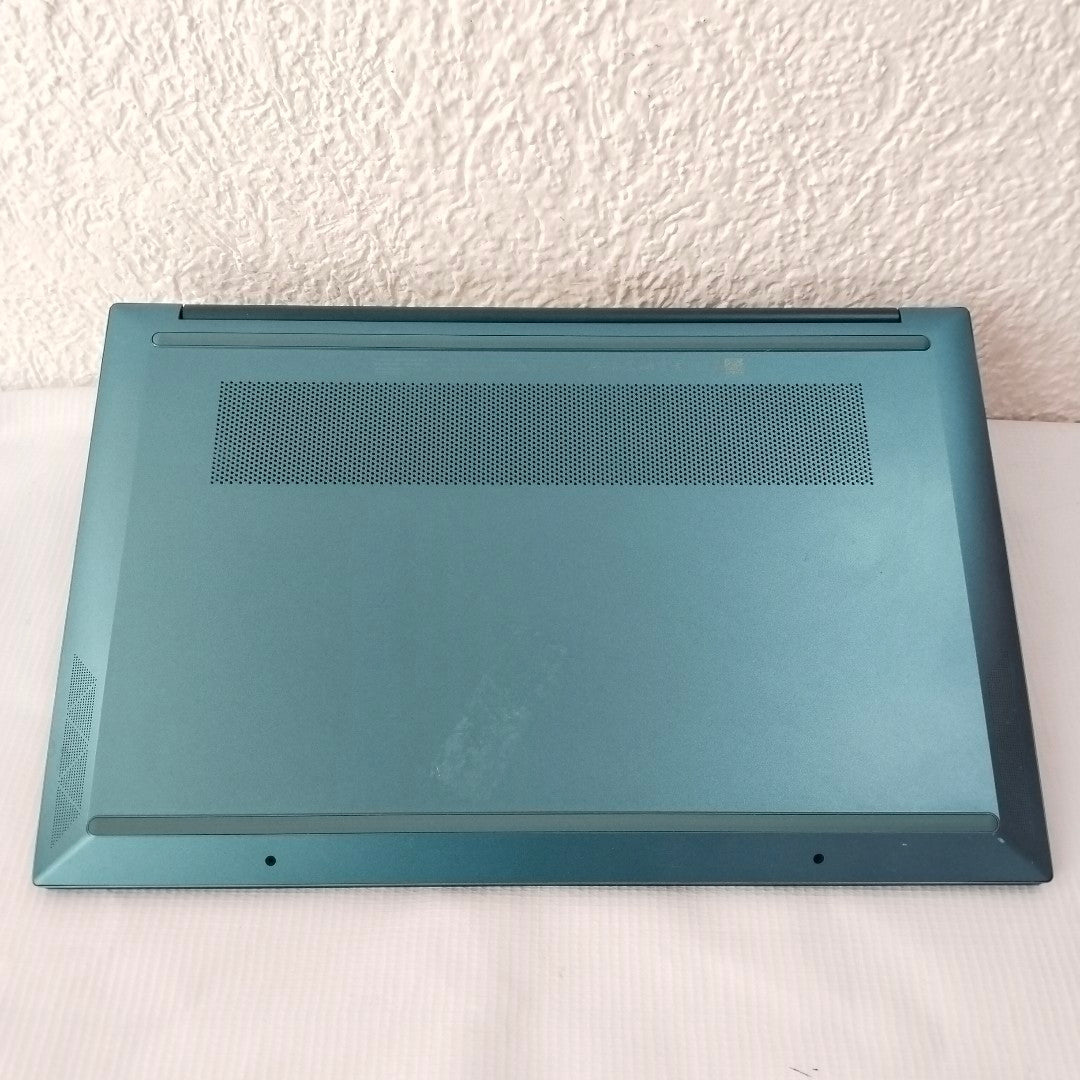LAPTOP HP PAVILION 15-EG0510LA (2023) 512 GB SSD 12 GB RAM (SEMINUEVO)