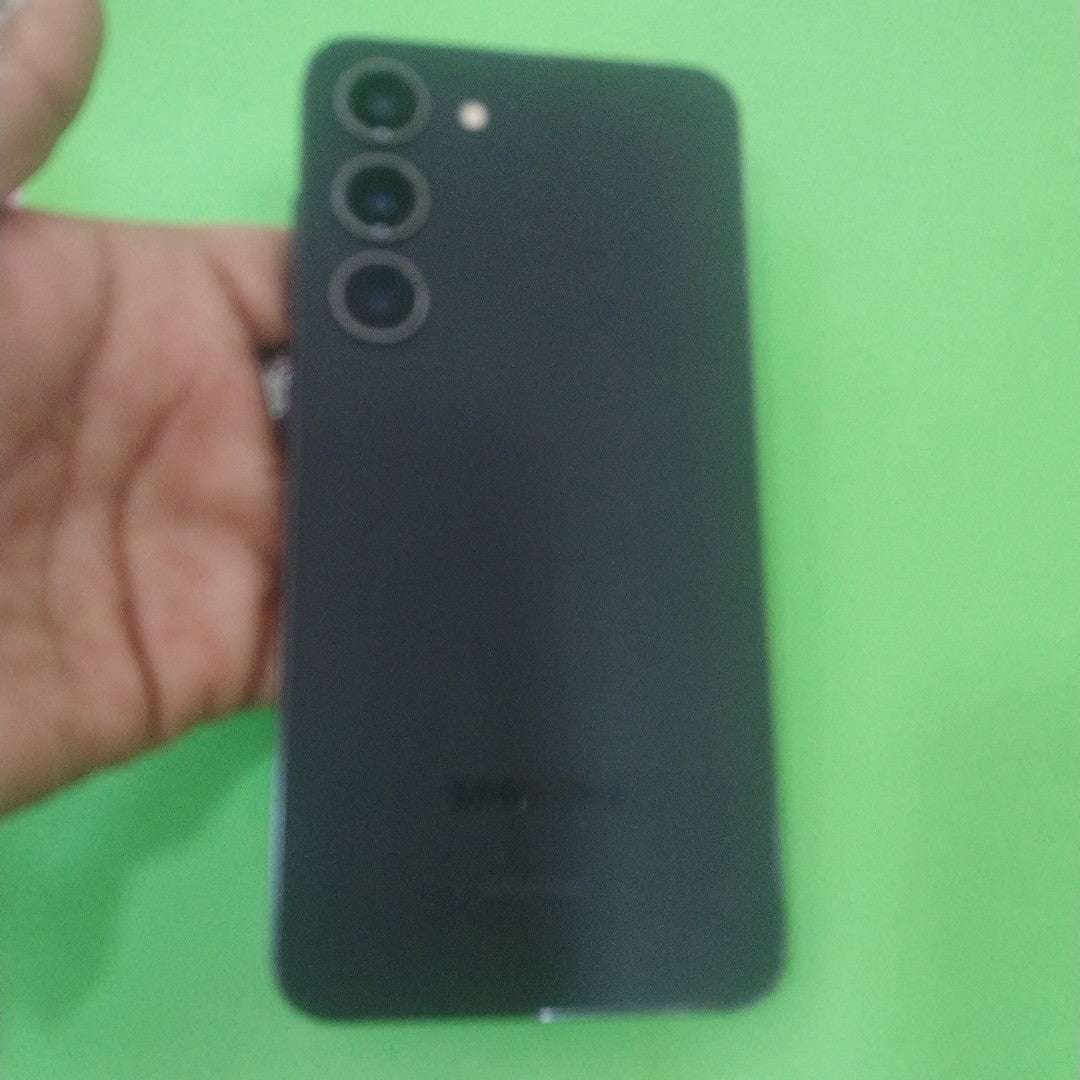 CELULAR SAMSUNG GALAXY S23 SM-S911U (2023) 128 GB 8 GB RAM (SEMINUEVO)