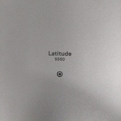 LAPTOP DELL LATITUDE 5550 (2024) 512 GB SSD 32 GB RAM (SEMINUEVO)
