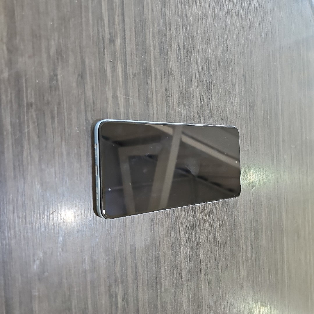 CELULAR MOTOROLA MOTO G84 XT2347-1 (2023) 256 GB 8 GB RAM (SEMINUEVO)