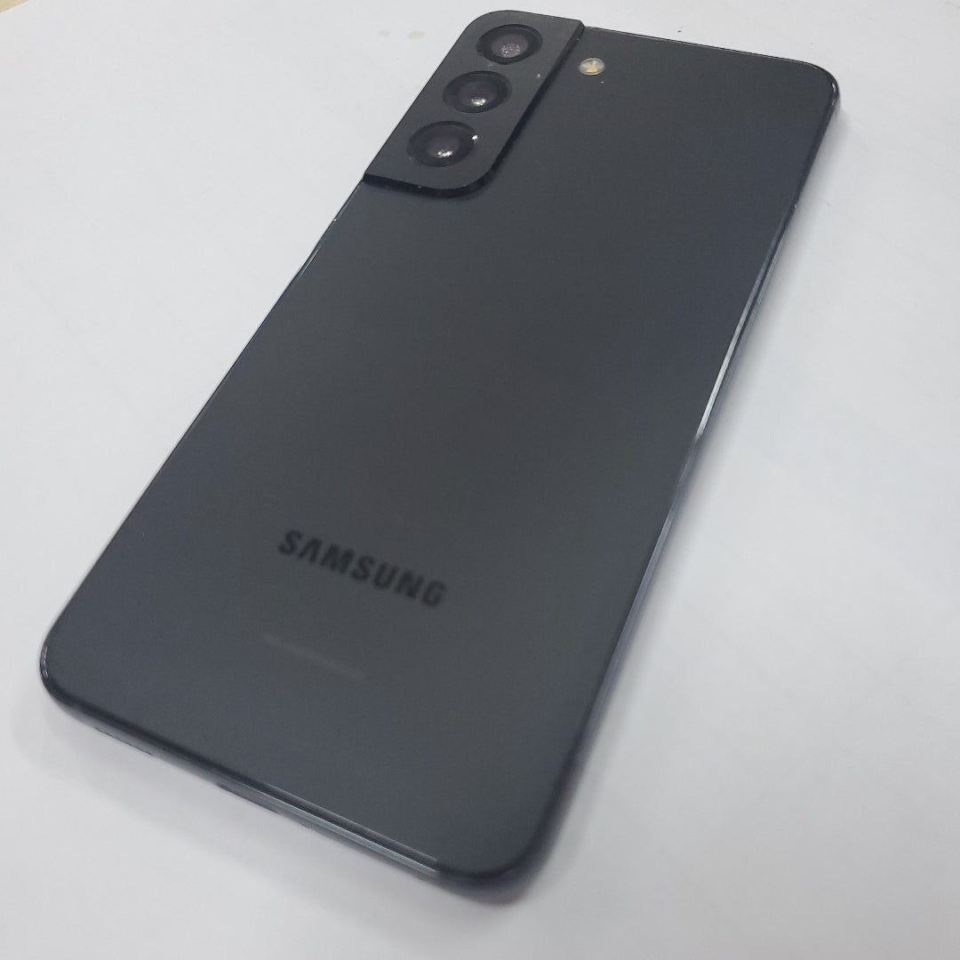 CELULAR SAMSUNG GALAXY S22 SM-S901U 128 GB 8 GB RAM (SEMINUEVO)