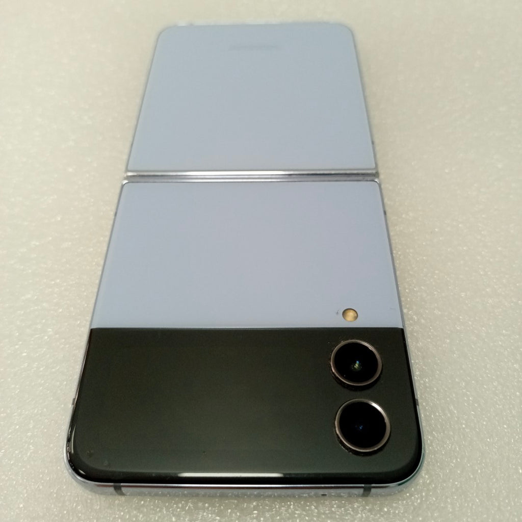 CELULAR SAMSUNG GALAXY Z FLIP4 SM-F721B 256 GB 8 GB RAM (SEMINUEVO)