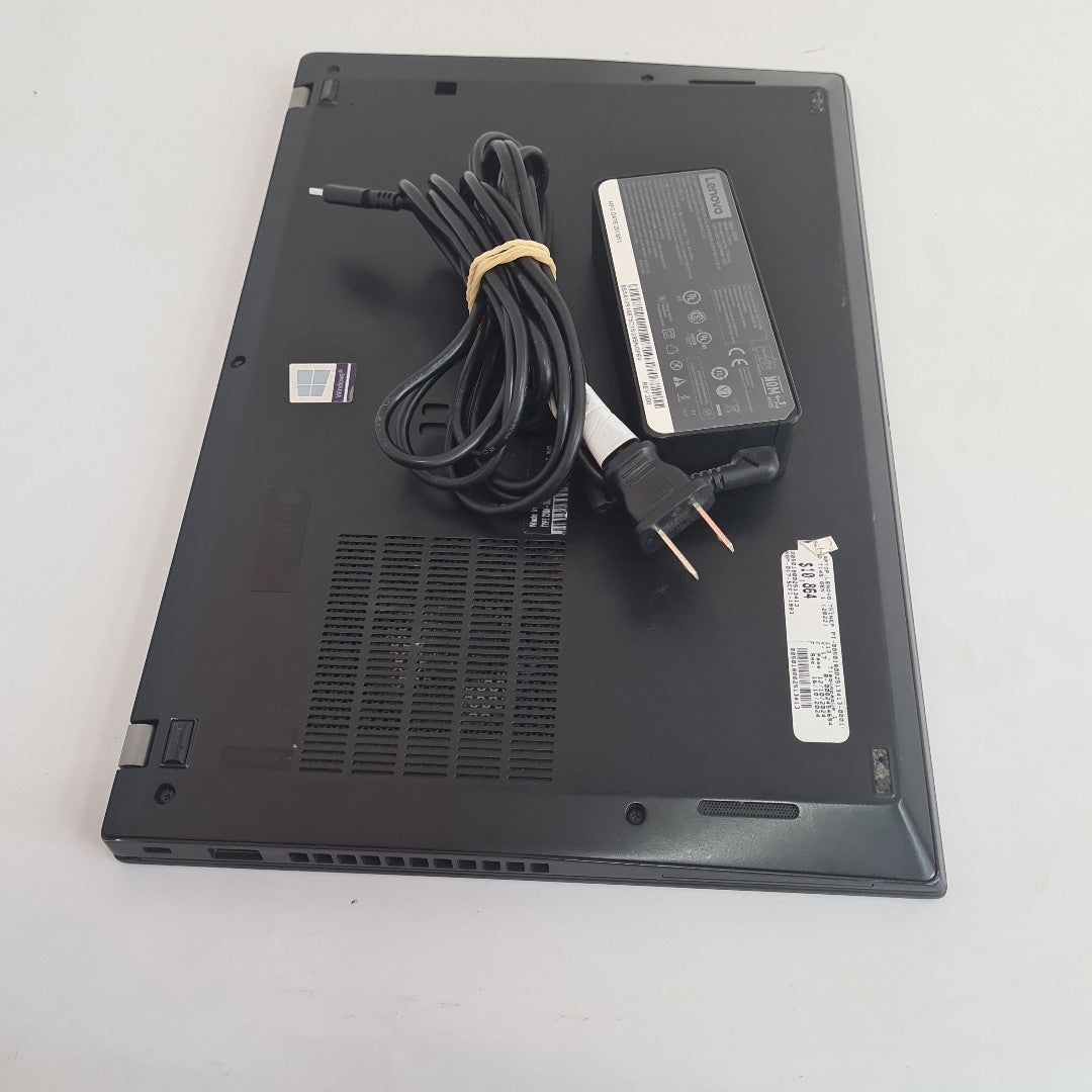 LAPTOP LENOVO THINKPAD T14S GEN 1 (2022) 256 GB SSD 16 GB RAM (SEMINUEVO)