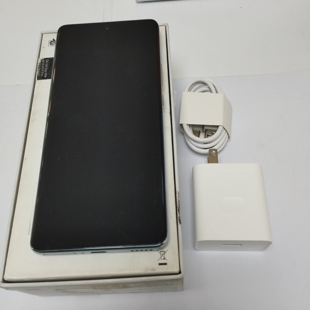 CELULAR OPPO  RENO10 5G CPH2531 (2023) 256 GB 8 GB RAM (SEMINUEVO)