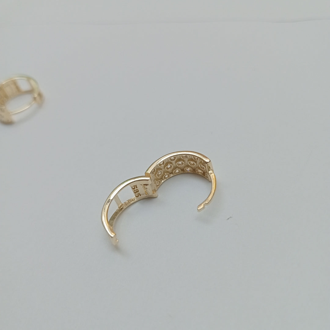 HUGGIES ORO 14K 2.6 (NUEVO)