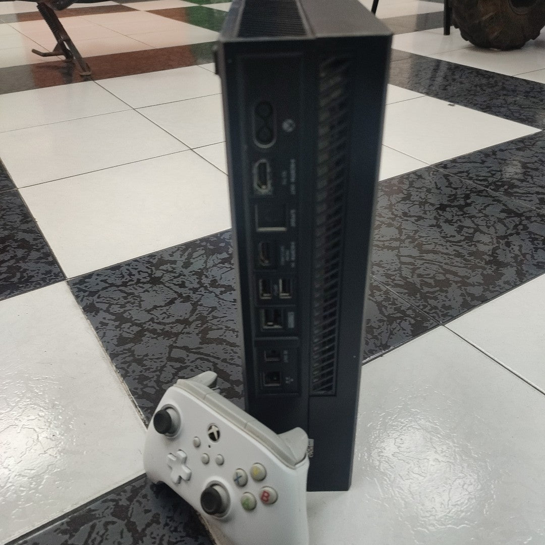 CONSOLA DE VIDEOJUEGO MICROSOFT XBOX ONE 500 GB  (SEMINUEVO)